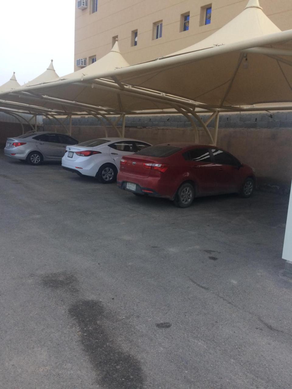 الخربوش للشقق المخدومة Ḩafar al Bāţin Екстериор снимка